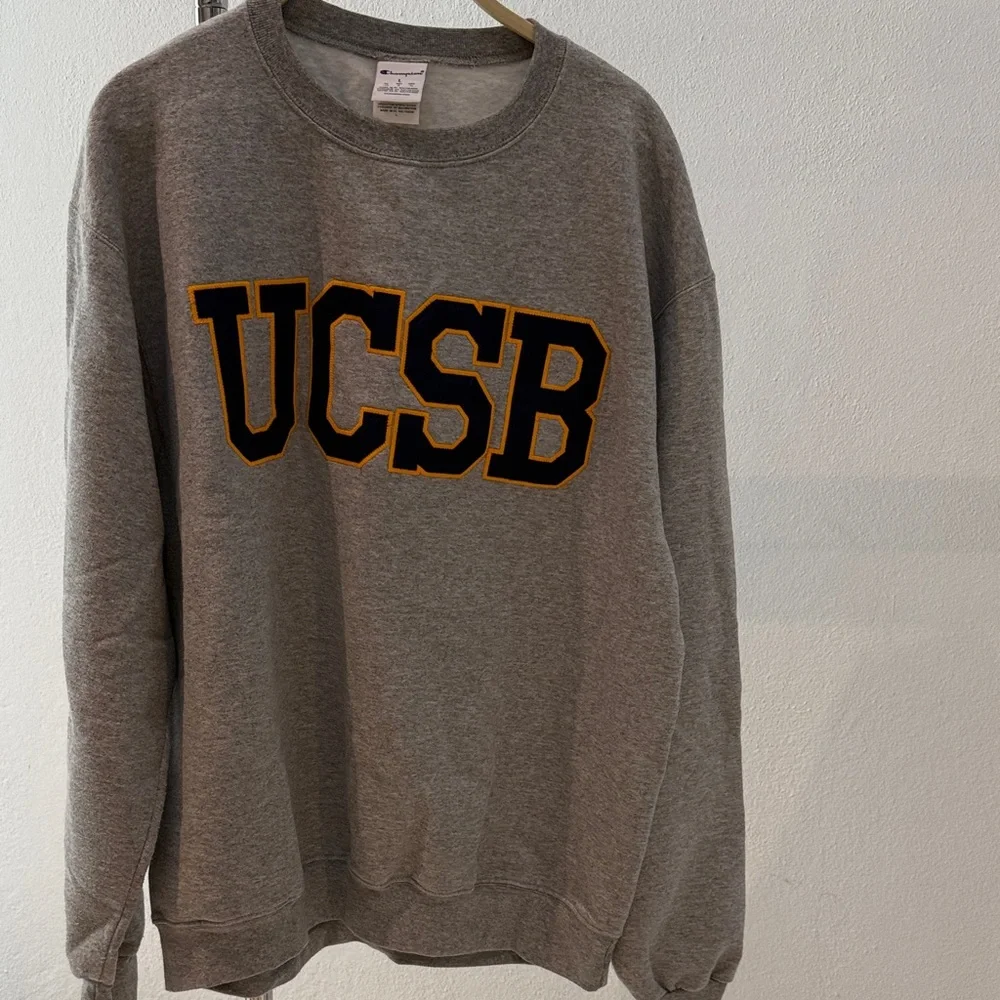 Gauchos! UCSB Women's Gray Crew Neck Sweater - Picture 1 of 4